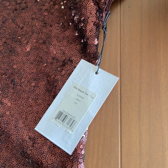 BAILEY 44 EDIE SEQUIN TEE in Pinot - Picture 8 of 8